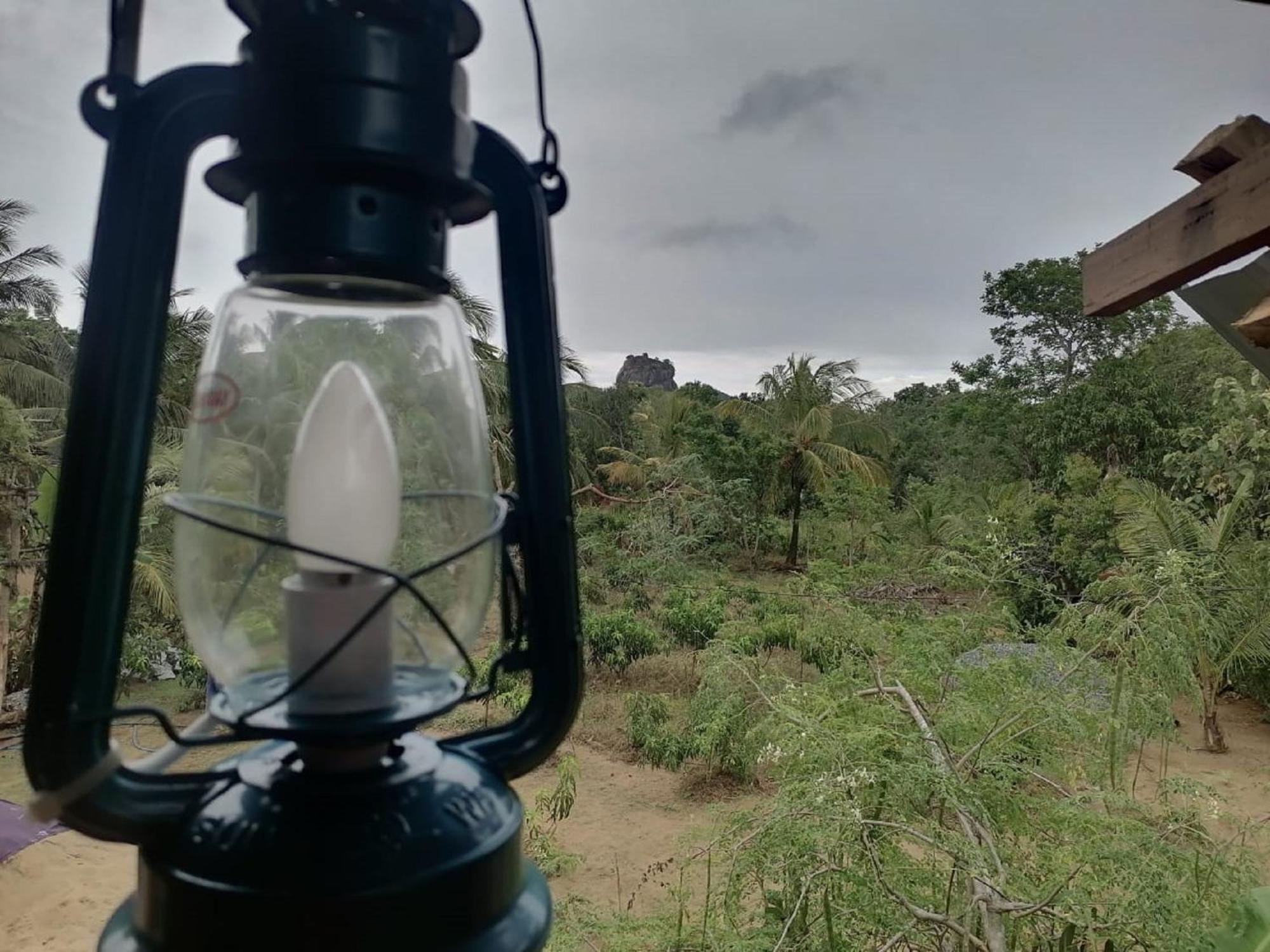 Willa Sigiriya Rock View Tree House Zewnętrze zdjęcie
